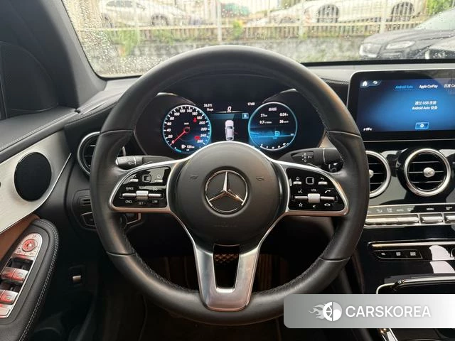 Mercedes-Benz GLC Coupe 2023 Белый из Китая, фото 3