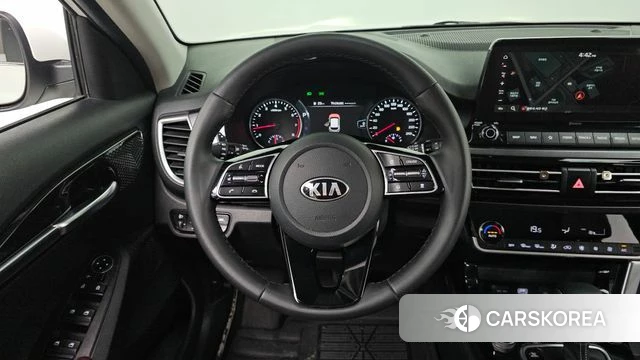 Kia Seltos 2020 Белый из Кореи, фото 3