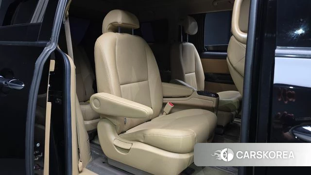 Kia The New Carnival 2020 Черный из Кореи, фото 3