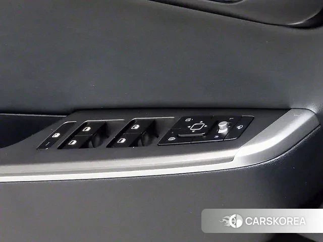 Kia EV6 2022 Белый из Кореи, фото 3