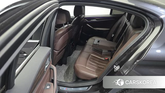 BMW 5 Series (G30) 2021 Серый из Кореи, фото 3