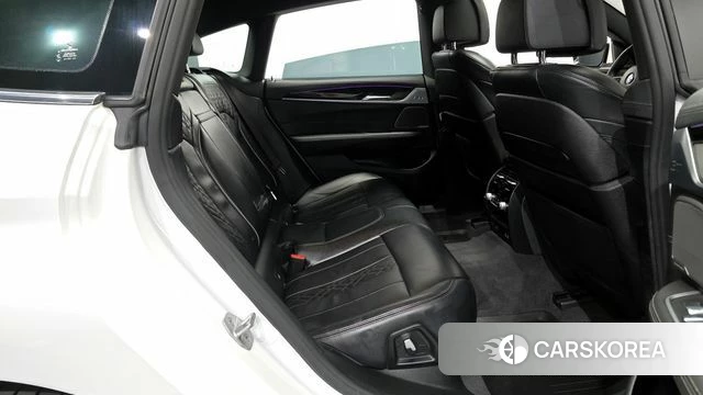 BMW 6 Series GT (G32) 2023 Белый из Кореи, фото 3