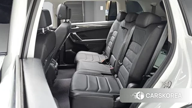 Volkswagen Tiguan Allspace 2020 Белый из Кореи, фото 3