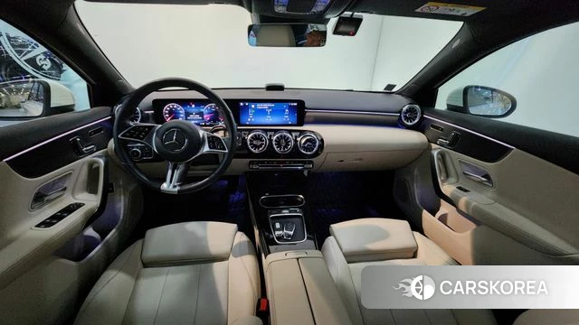 Mercedes-Benz A-Class W177 2024 Белый из Кореи, фото 3