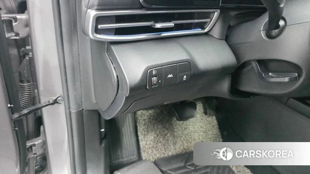 Hyundai Avante (CN7) 2020 Серебристо-серый из Кореи, фото 3