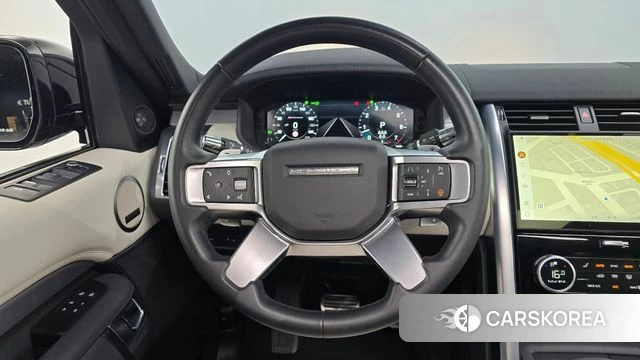 Land Rover Discovery 5 2021 Черный из Кореи, фото 3