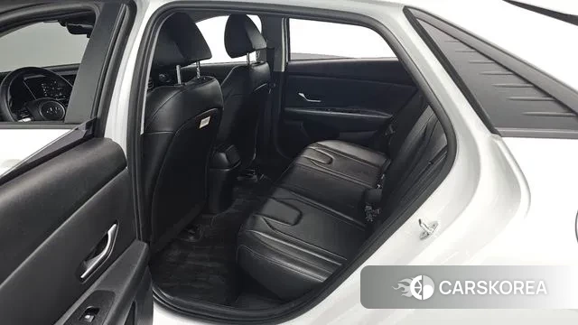 Hyundai Avante Hybrid (CN7) 2022 Белый из Кореи, фото 3