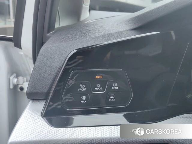 Volkswagen Golf 2021 Белый из Китая, фото 3
