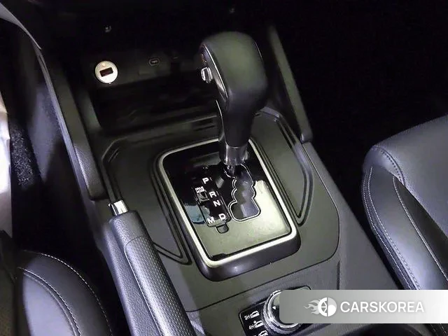 Ssangyong The New Rexton Sports Cannes 2024 Жемчужный цвет из Кореи, фото 3