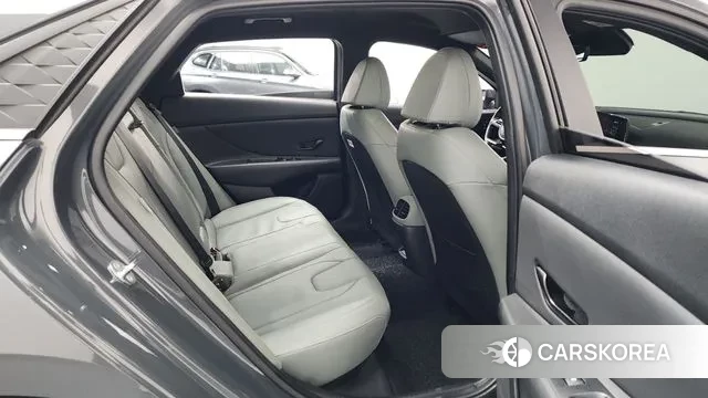 Hyundai The New Avante (CN7) 2023 Серый из Кореи, фото 3