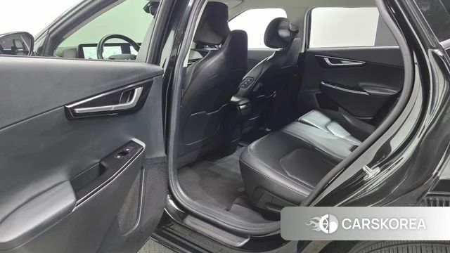 Kia EV6 2022 Черный из Кореи, фото 3