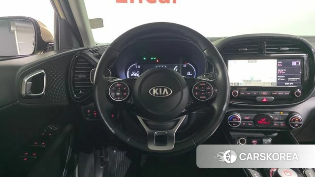 Kia Soul Booster EV 2019 Жемчужный цвет из Кореи, фото 3
