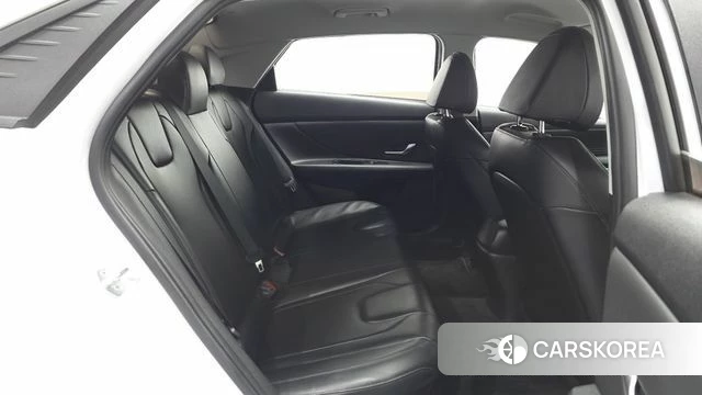 Hyundai Avante (CN7) 2021 Белый из Кореи, фото 3
