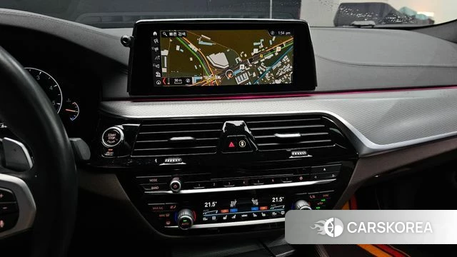 BMW 5 Series (G30) 2019 Черный из Кореи, фото 3