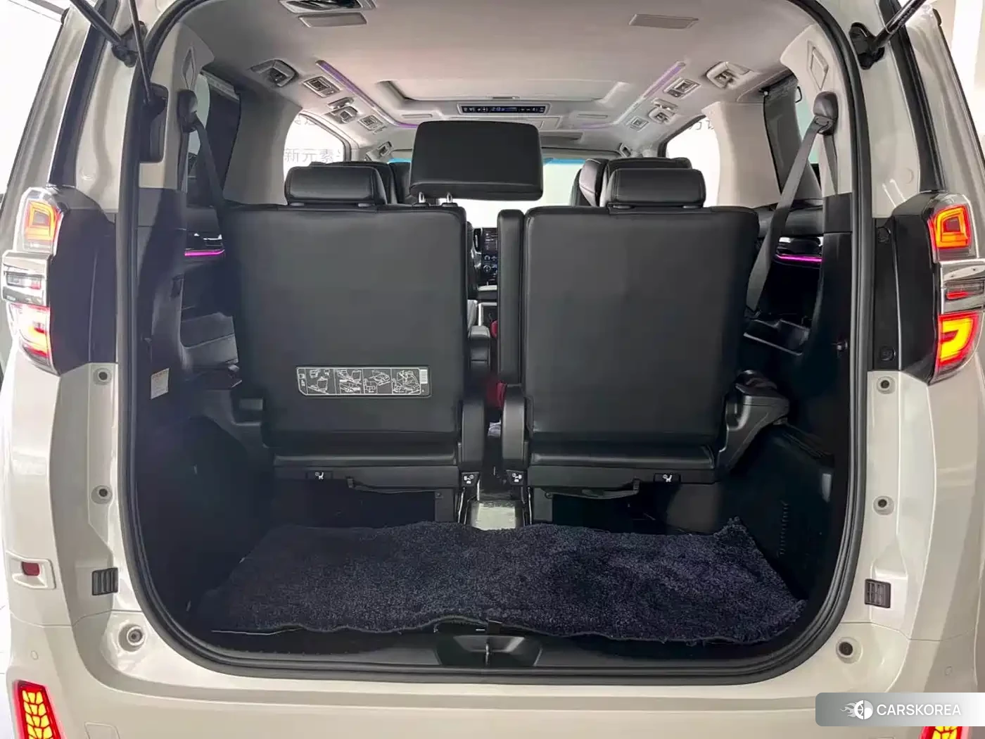 Toyota Vellfire 2021 Белый из Китая, фото 4