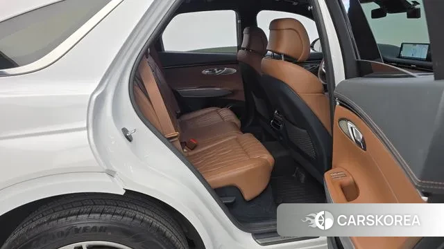 Genesis GV70 2022 Белый из Кореи, фото 3