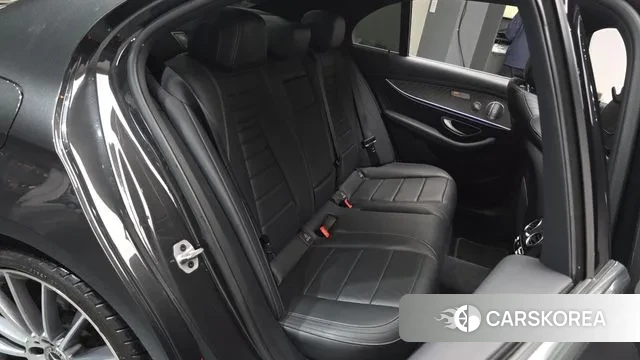 Mercedes-Benz E-Class W213 2021 Серый из Кореи, фото 3