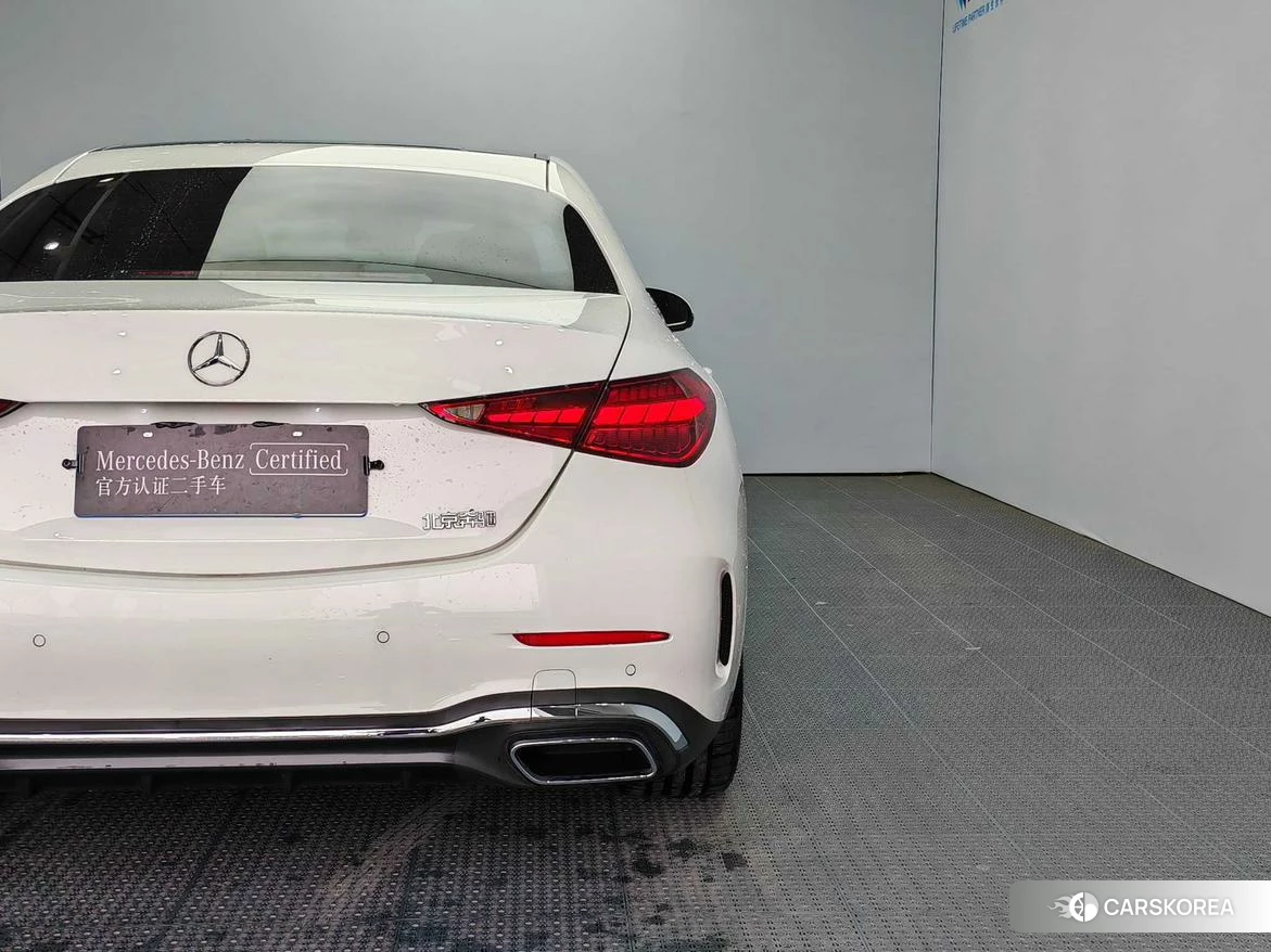 Mercedes-Benz Class C 2024 Белый из Китая, фото 3