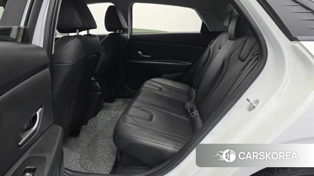 Hyundai Avante Hybrid (CN7) 2022 Белый из Кореи, фото 3