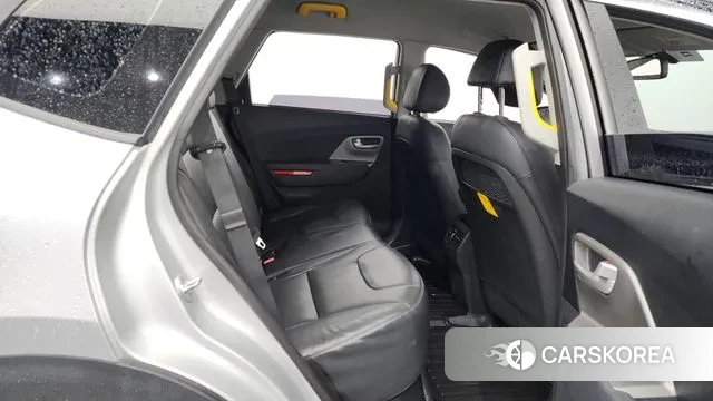 Kia Niro Plus 2022 Серебряный из Кореи, фото 3