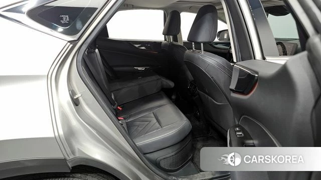 Lexus NX350h Second generation 2024 Серебристо-серый из Кореи, фото 3