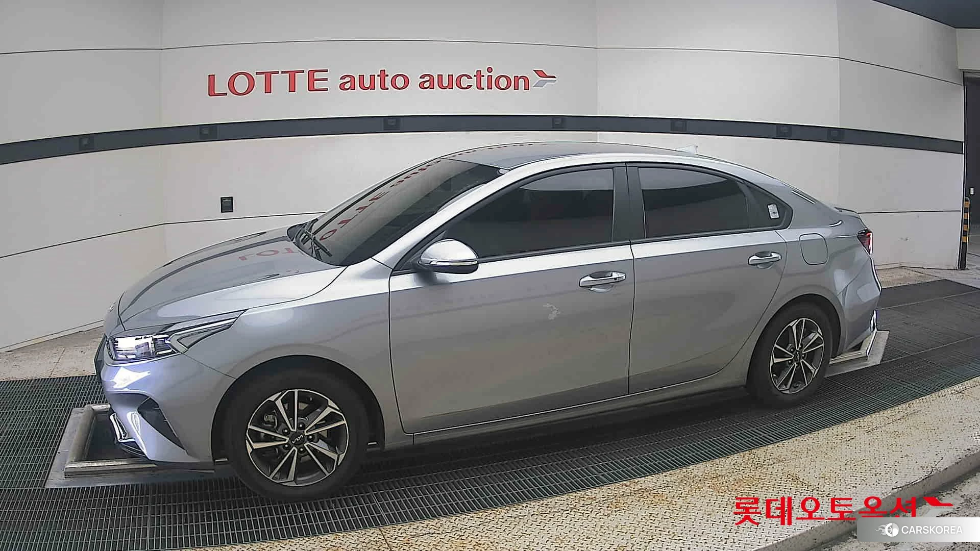 Kia K3 2024 Steel Grey из Кореи, фото 3