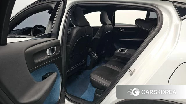 Volvo C40 Richards 2022 Белый из Кореи, фото 3
