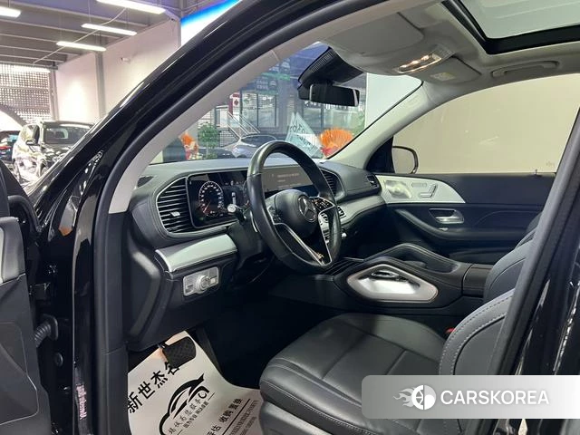 Mercedes-Benz GLE (import) 2023 Черный из Китая, фото 3