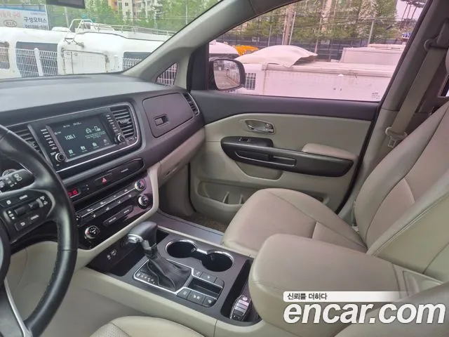 Kia The New Carnival id 2713876 из Кореи 3