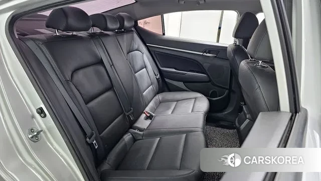 Hyundai Avante AD 2018 Серебряный из Кореи, фото 3