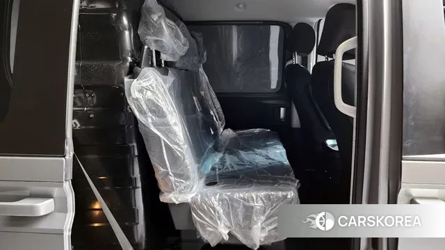 Hyundai Staria 2024 Серебряный из Кореи, фото 3