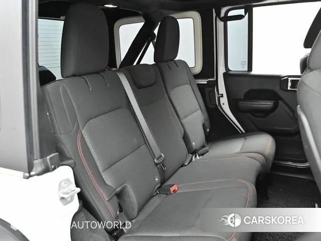 Jeep Wrangler (JL) 2018 Белый из Кореи, фото 3