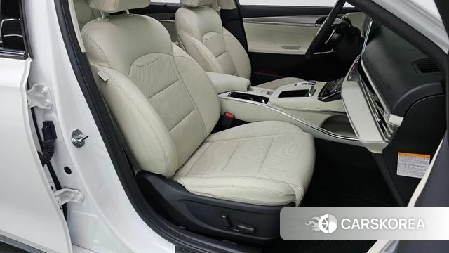 Hyundai The New Grandeur IG Hybrid 2022 Белый из Кореи, фото 3