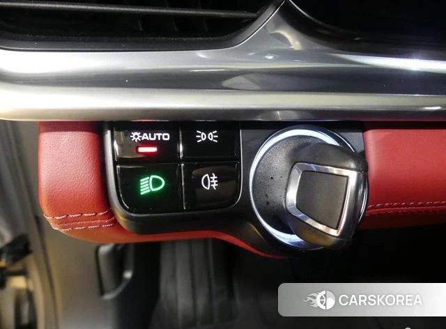 Porsche Panamera (971) 2020 Серебристо-серый из Кореи, фото 3