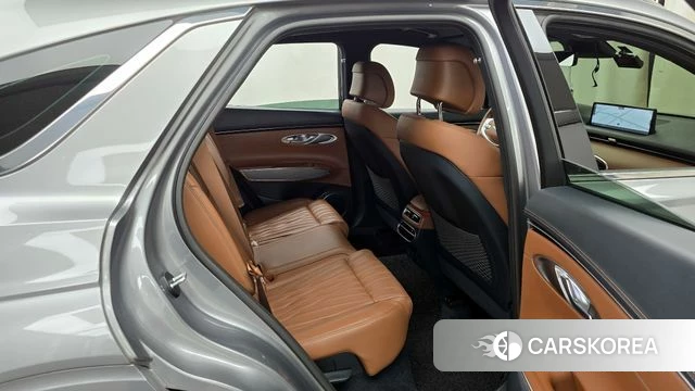 Genesis GV70 2022 Серебряный из Кореи, фото 3