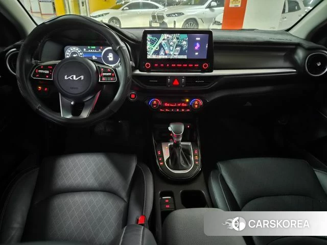 Kia The New K3 2nd generation 2021 Белый из Кореи, фото 3