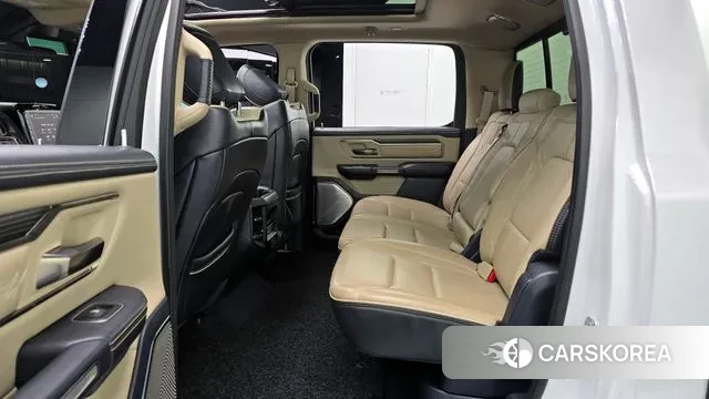 Dodge Lampicup 2018 Белый из Кореи, фото 3