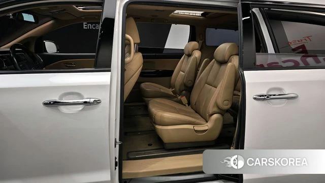 Kia The New Carnival 2019 Белый из Кореи, фото 3