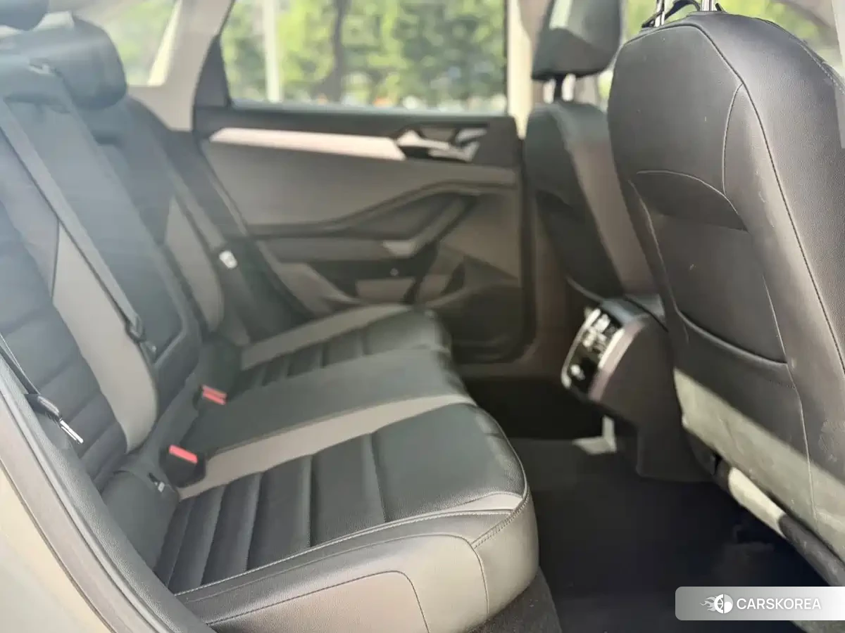 Volkswagen Sagitar 2022 Белый из Китая, фото 3