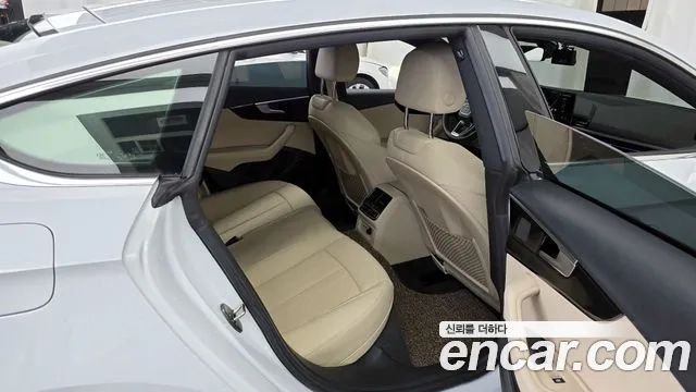 Audi A5 (F5) 2022 Белый из Кореи, фото 3