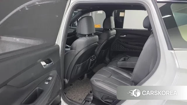 Hyundai The New Santa Fe 2023 Белый из Кореи, фото 3