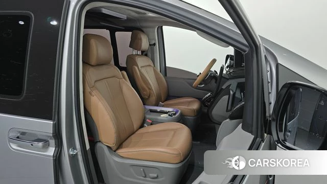 Hyundai Staria 2024 Серый из Кореи, фото 3