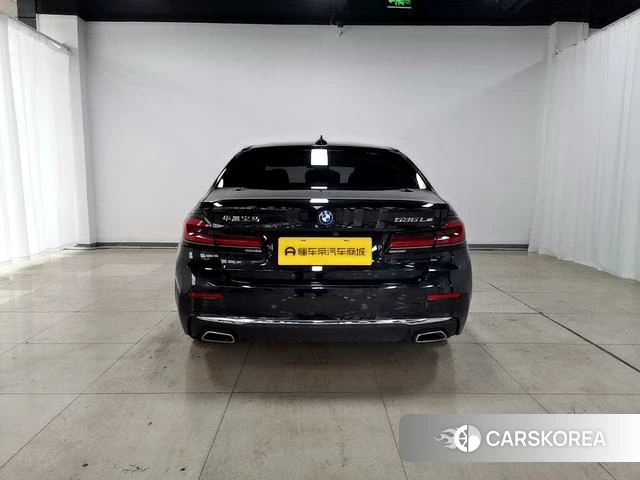 BMW 5 series PHEV 2022 Черный из Китая, фото 3