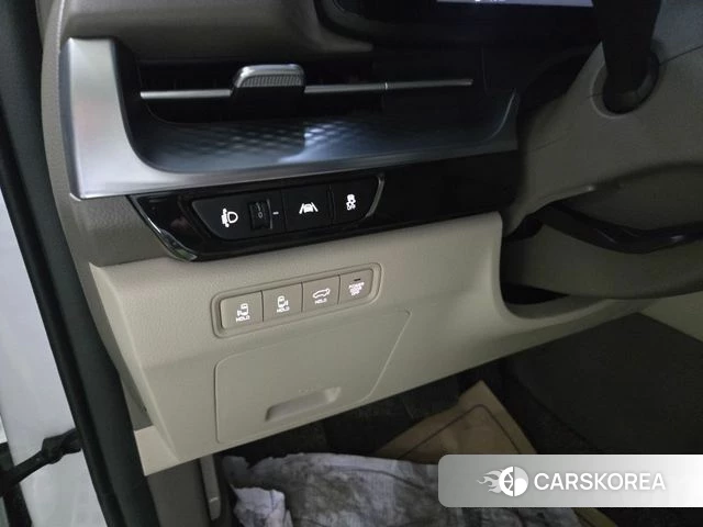 Kia Carnival 4th generation 2023 Белый из Кореи, фото 3