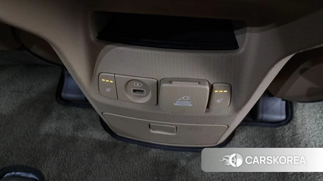 Kia The New Carnival 2018 Белый из Кореи, фото 3