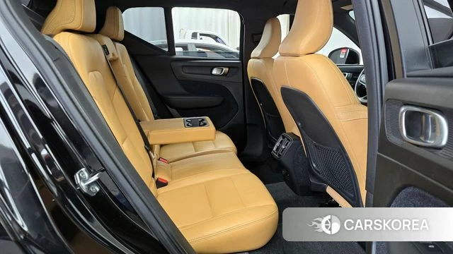 Volvo XC40 2019 Черный из Кореи, фото 3