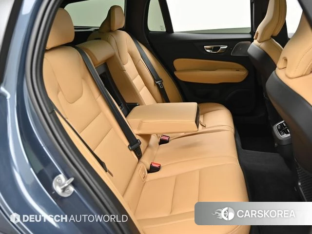 Volvo V60 Cross-Country 2nd Generation 2024 Синий из Кореи, фото 3