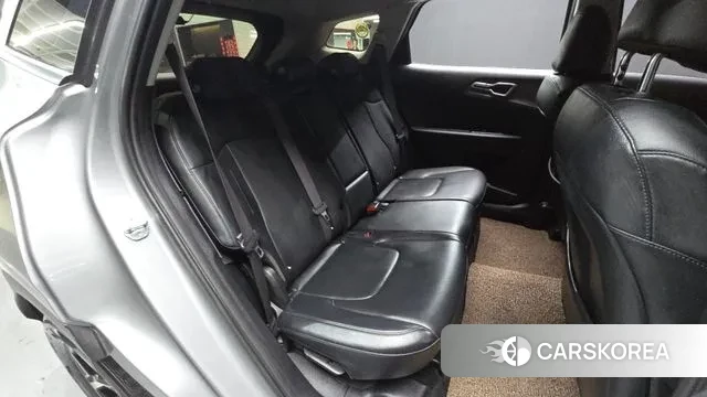 Kia Sportage 5th Generation 2022 Серебристо-серый из Кореи, фото 3