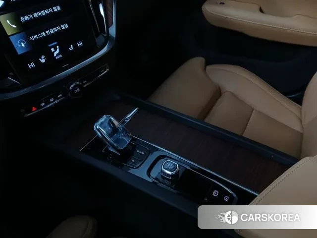 Volvo S60 3rd generation 2021 Белый из Кореи, фото 3