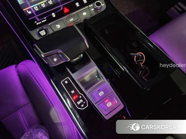 Audi A8 (D5) 2023 Черный из Кореи, фото 3